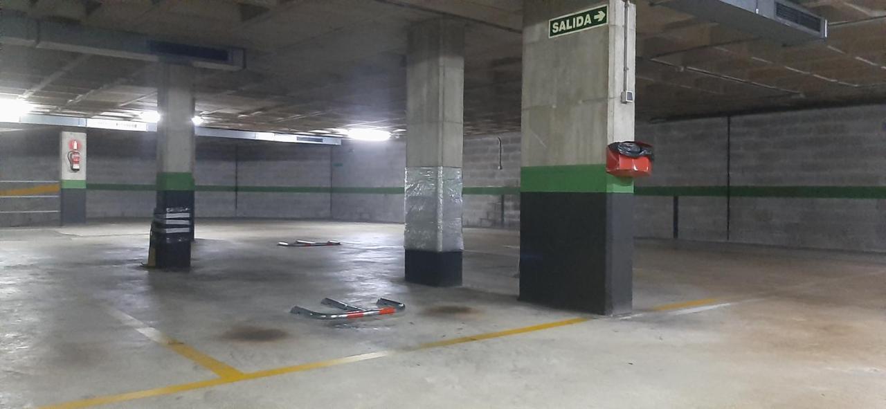 Piso Centro Santander - Parking Gratuito Apartment Exterior photo